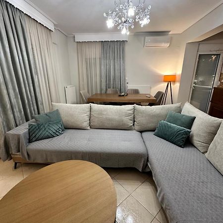 Mandalena Luxury Larissa Apartment Exteriér fotografie